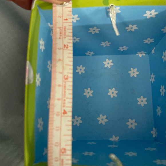 Easter package of fun. Never too Early to get decor - Picture 7 of 9